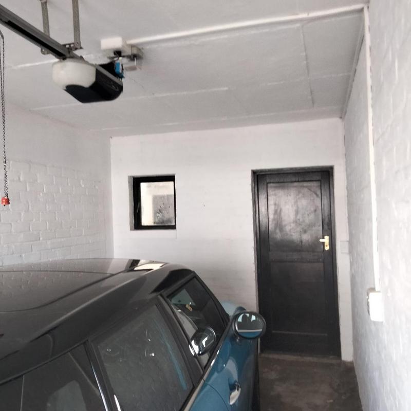 To Let Commercial Property for Rent in Hout Bay Western Cape